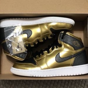 Jordan 1 High “Black History Month 2017” Size 7Y